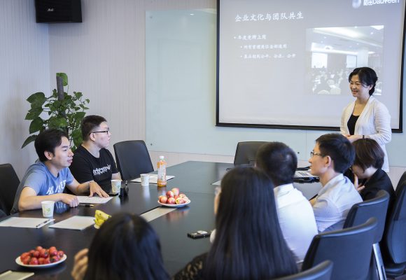 西北大学师生参观稻田集团总部